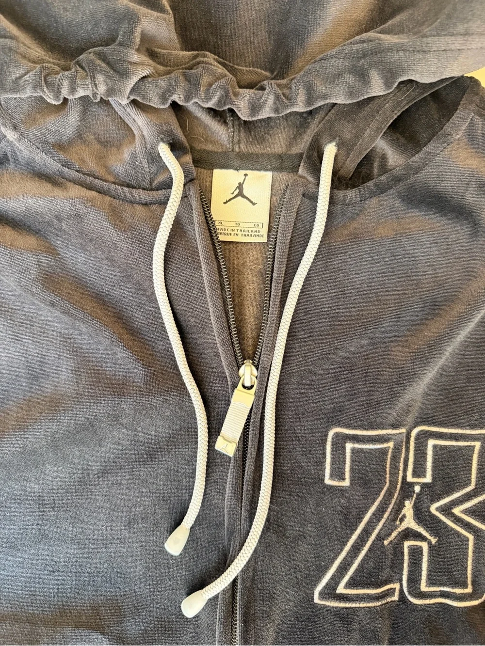 Jordan Navy Sleeveless Hooded Zip-Up Vest with '23' Chest Detail